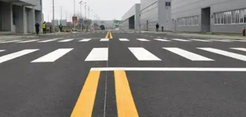 蘇州工廠車間劃線施工選哪家？專業(yè)團隊助力工廠規(guī)范生產(chǎn)